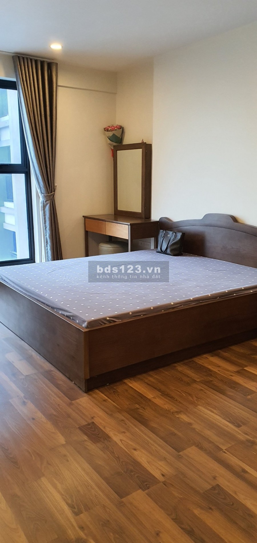 Hot căn hộ 3 ngủ, 105m2, tầng trung, view đẹp tại Goldmark City, giá 3.7 tỷ.