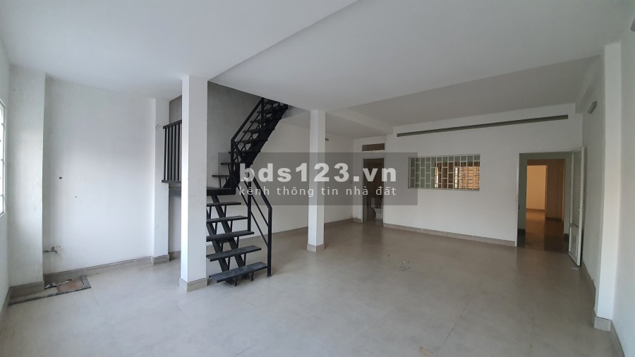 Cho thuê nhà 2 MT đường số 53 P.Tân Quy Quận 7