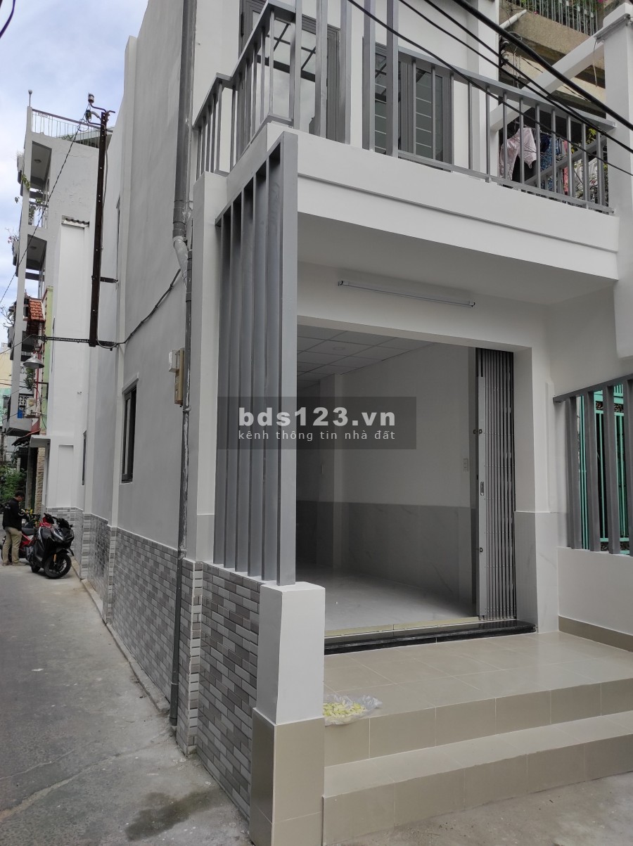 Nhà mới xây cho thuê nguyên căn 1 trệt 1 lầu hẻm xe tải vào được có cửa hông thuận tiện kinh doanh.