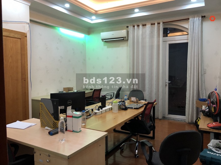 Khu Biệt Thự Nơ Trang Long 7,5x18. Trệt 3lầu, 4pn, full Nội thất.