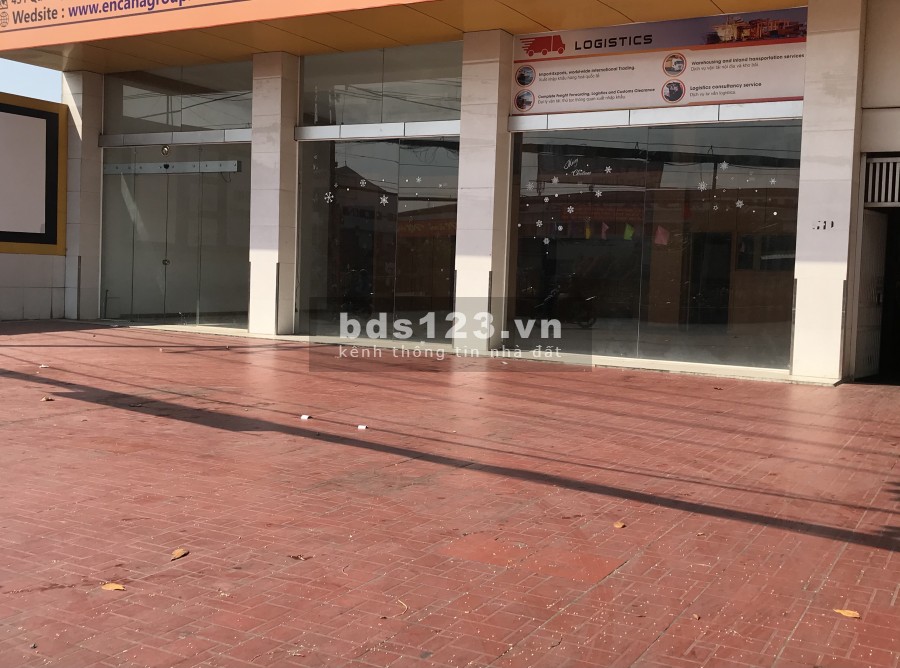 Cho thuê mặt bằng 504m2 MT Quốc Lộ 13 Q. Thủ Đức