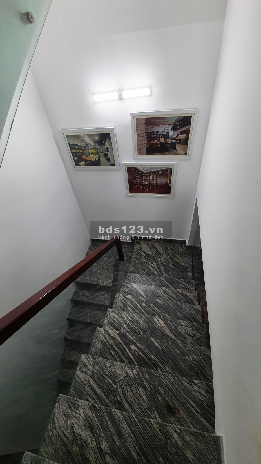 Cho thuê nhà 2 MT đường số 53 P.Tân Quy Quận 7