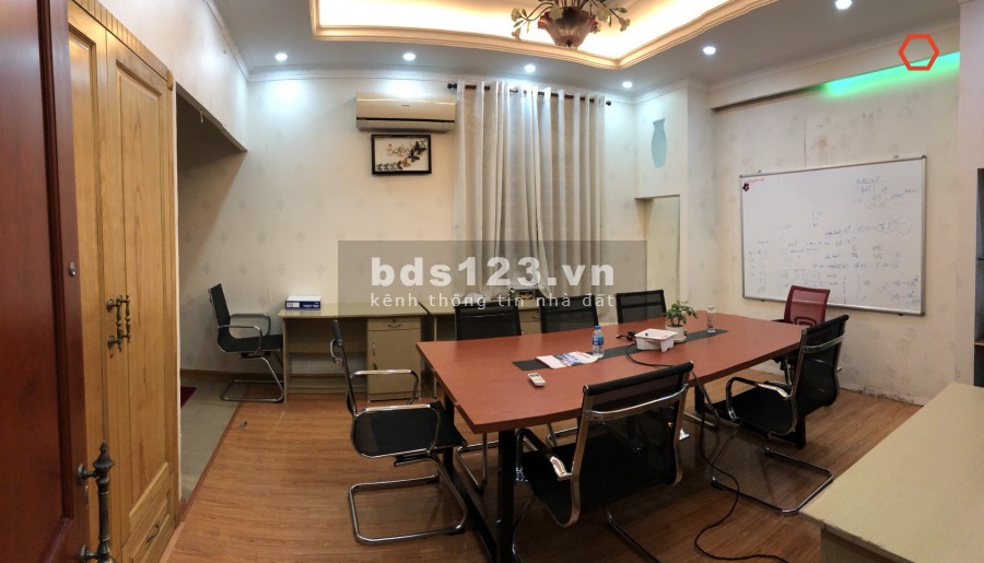 Khu Biệt Thự Nơ Trang Long 7,5x18. Trệt 3lầu, 4pn, full Nội thất.
