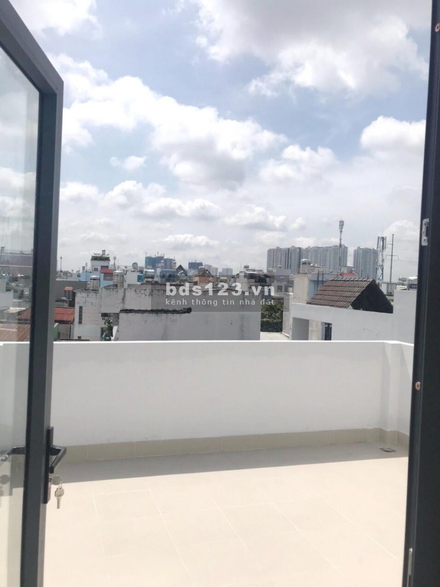 Nhà mới (4.1 x 11m) 2 lầu, hẻm xe hơi 158 Bùi Minh Trực P5 Q8