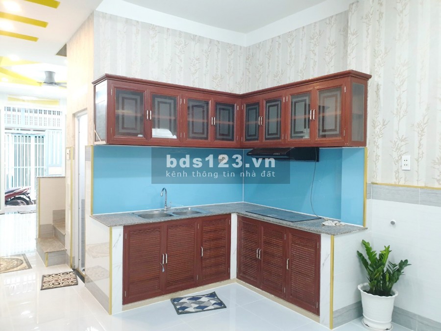 Nhà 3.5*13m, nở hậu hẻm Hưng Phú Phường 9 Quận 8