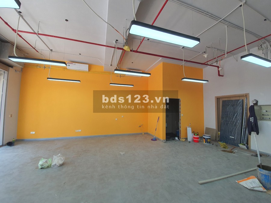 Cho thuê sàn văn phòng trống suốt gần 100m2 tại khu đô thị Sala Quận 2