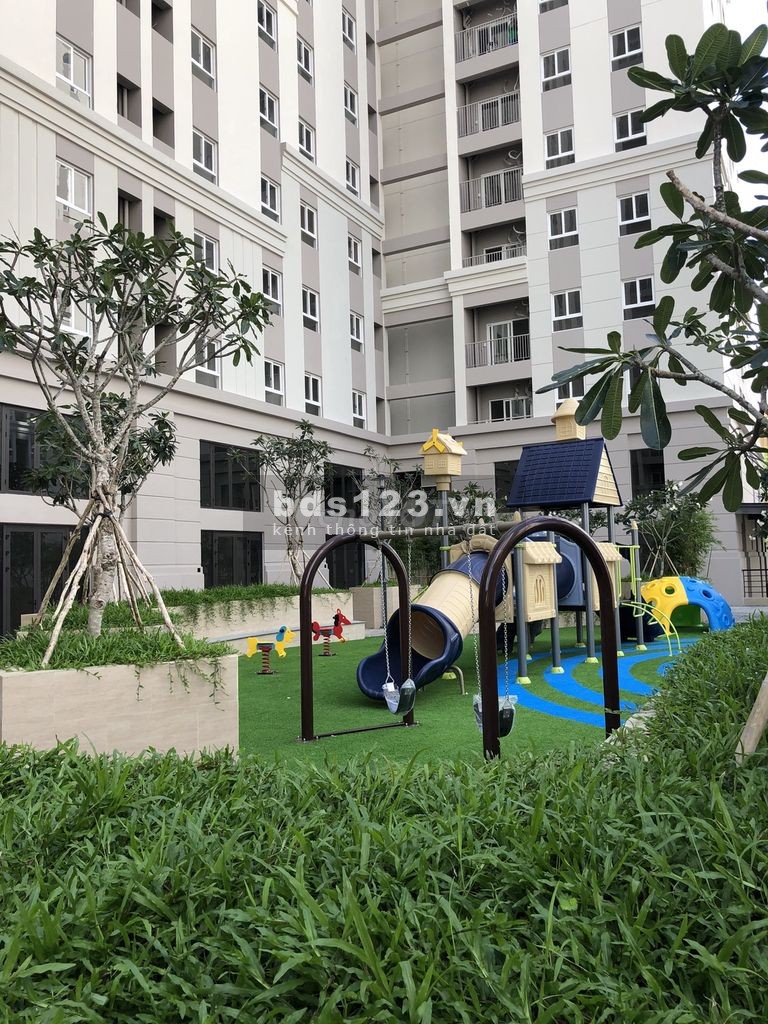 Trống căn hộ 3 PN, có sẵn nội thất cần cho thuê giá 11 triệu/tháng, dtsd 74m2, cc Imperial Place
