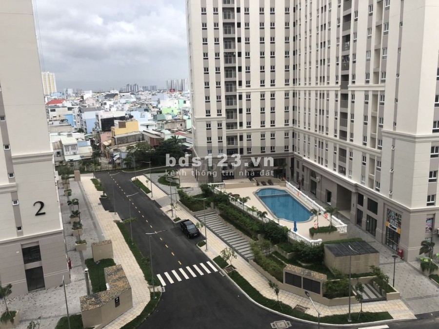 Trống căn hộ 3 PN, có sẵn nội thất cần cho thuê giá 11 triệu/tháng, dtsd 74m2, cc Imperial Place