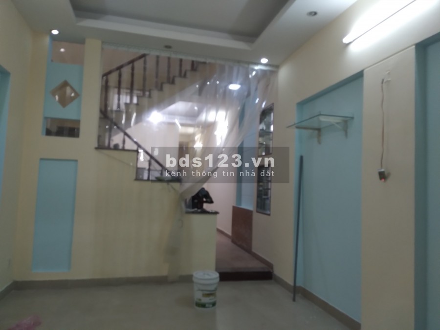 Nhà cho thuê nguyên căn, nhà đẹp vào ỏ ngay