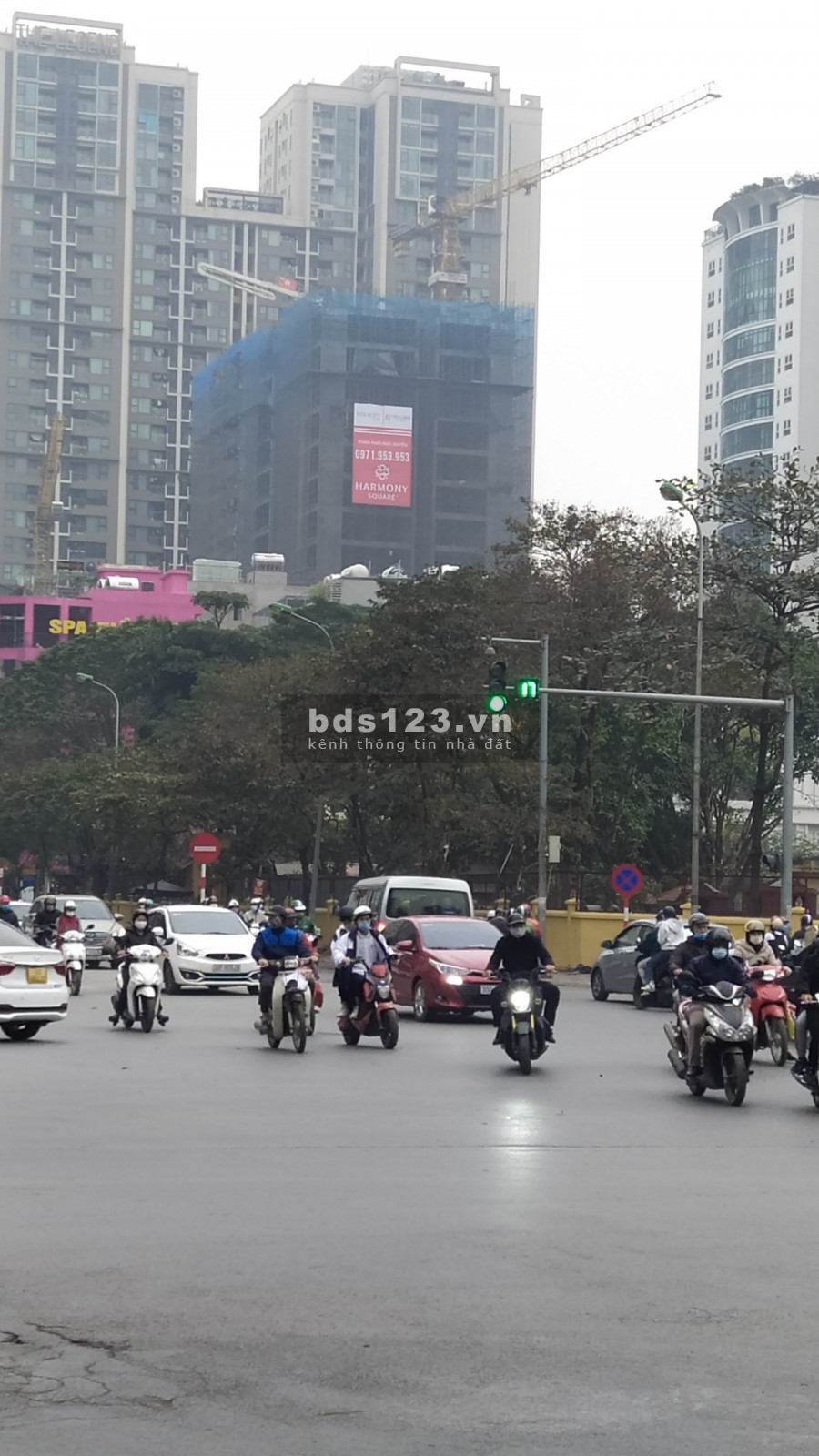 Gia đình cần bán căn hộ 3PN, ban công đông tứ mệnh, full đồ. Dự án Harmony Square