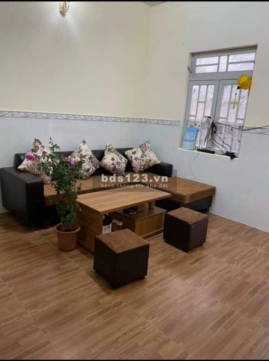 Nhà đất Đà lạt cần bán view đẹp, view săn mây, nhà thiết kế có khu vực ngắm mây dưới thung lũng vào buổi sáng thích hợp cho việc đầu tư nghĩ dưỡng