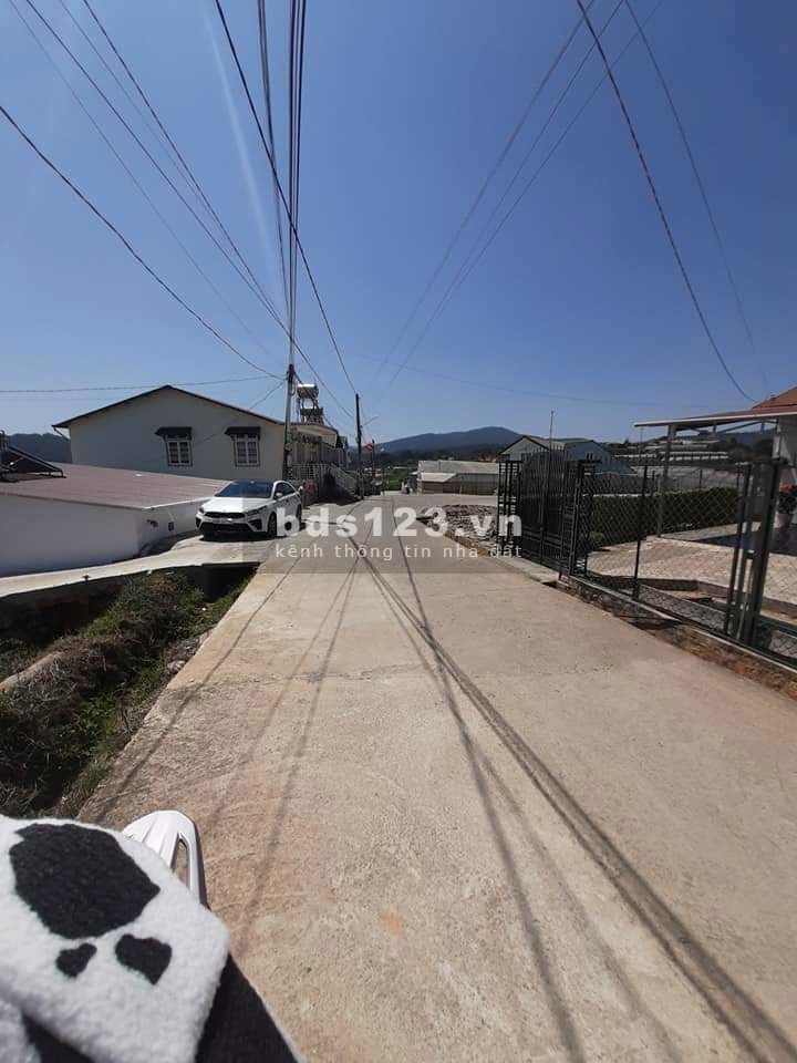 Nhà đất Đà Lạt cần bán đất Phường 4 đất bằng phảng khu đông dân cư thích hợp định cư lấu dài