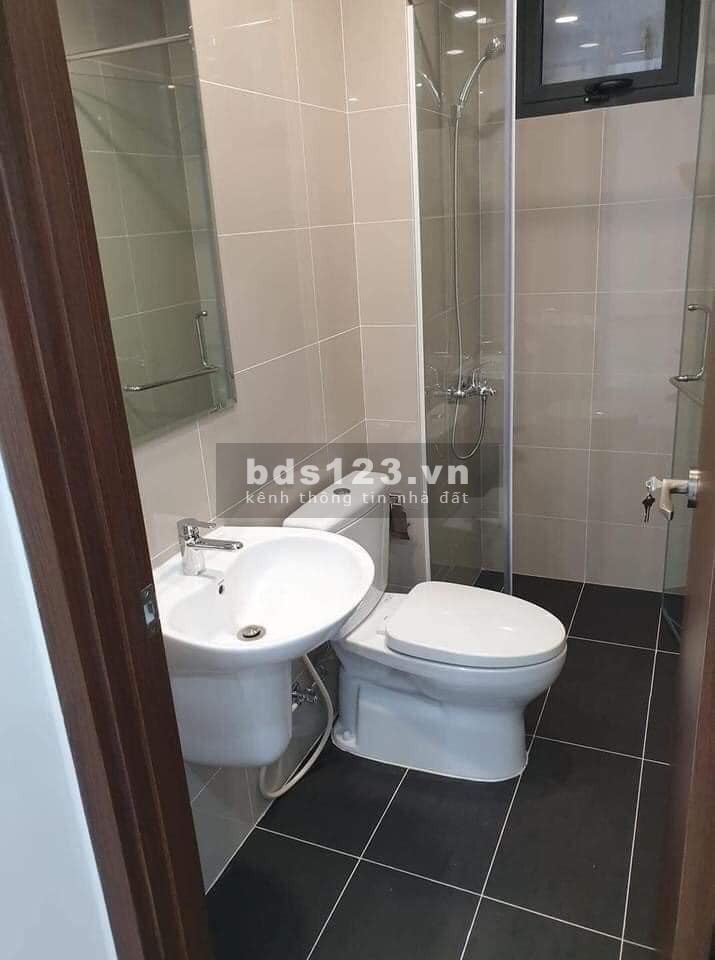 Cần bán gấp căn hộ phú đông premier cách phạm văn đồng 500m, giá thấp hơn thị trường 100 triệu LH: 0985000521