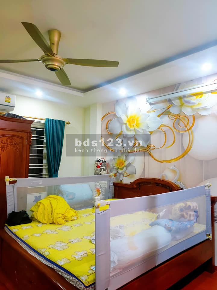 Bán Nhà NGUYỄN ĐỨC CẢNH Lô Góc 40M Tổng 5 Ngủ Ngõ Gần 3M NỞ HẬU