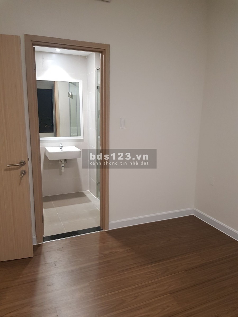 Chính chủ cho thuê căn hộ Safira Khang Điền, 70m2 nội thất căn bản 7-7.5tr/th