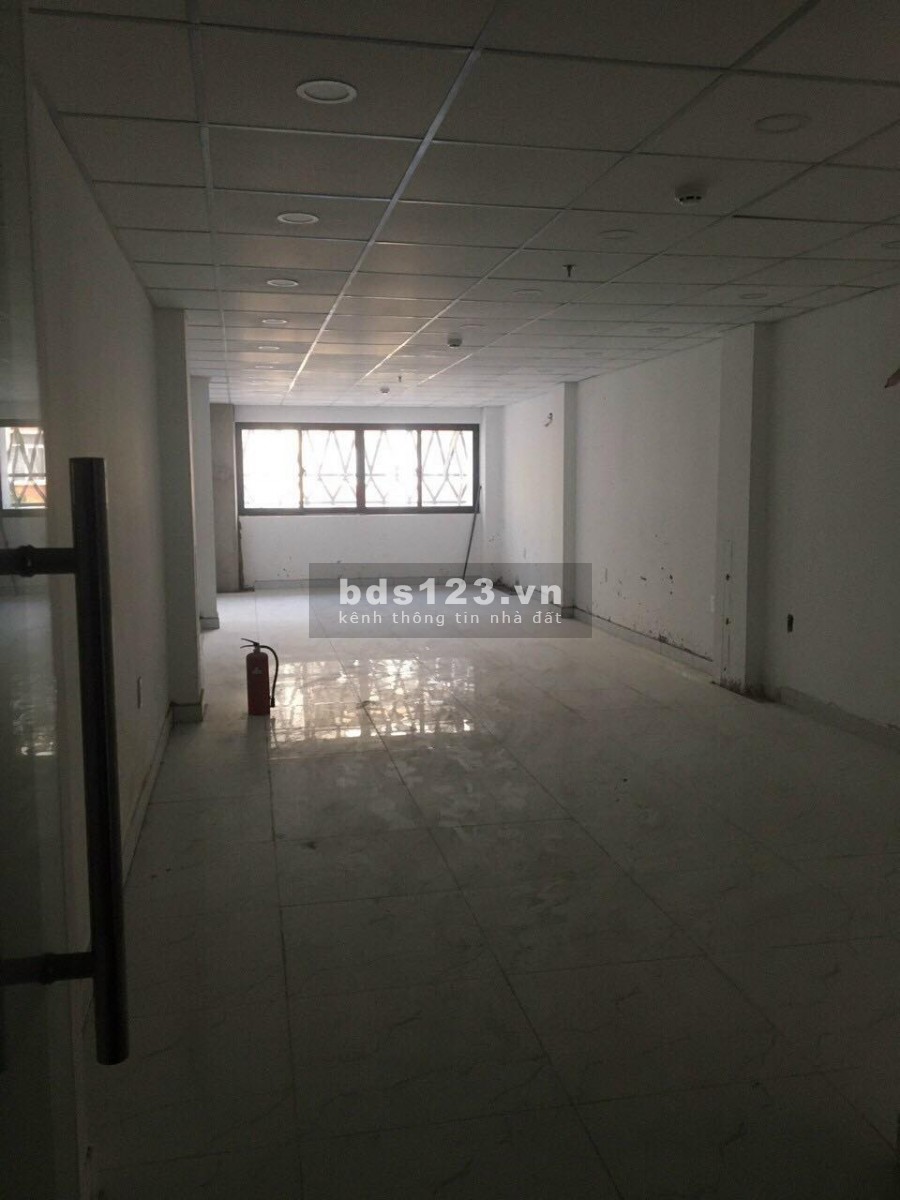 CHO THUÊ MẶT BẰNG NGUYÊN CĂN 7 TẦNG MẶT TIỀN Q3 MỚI XÂY