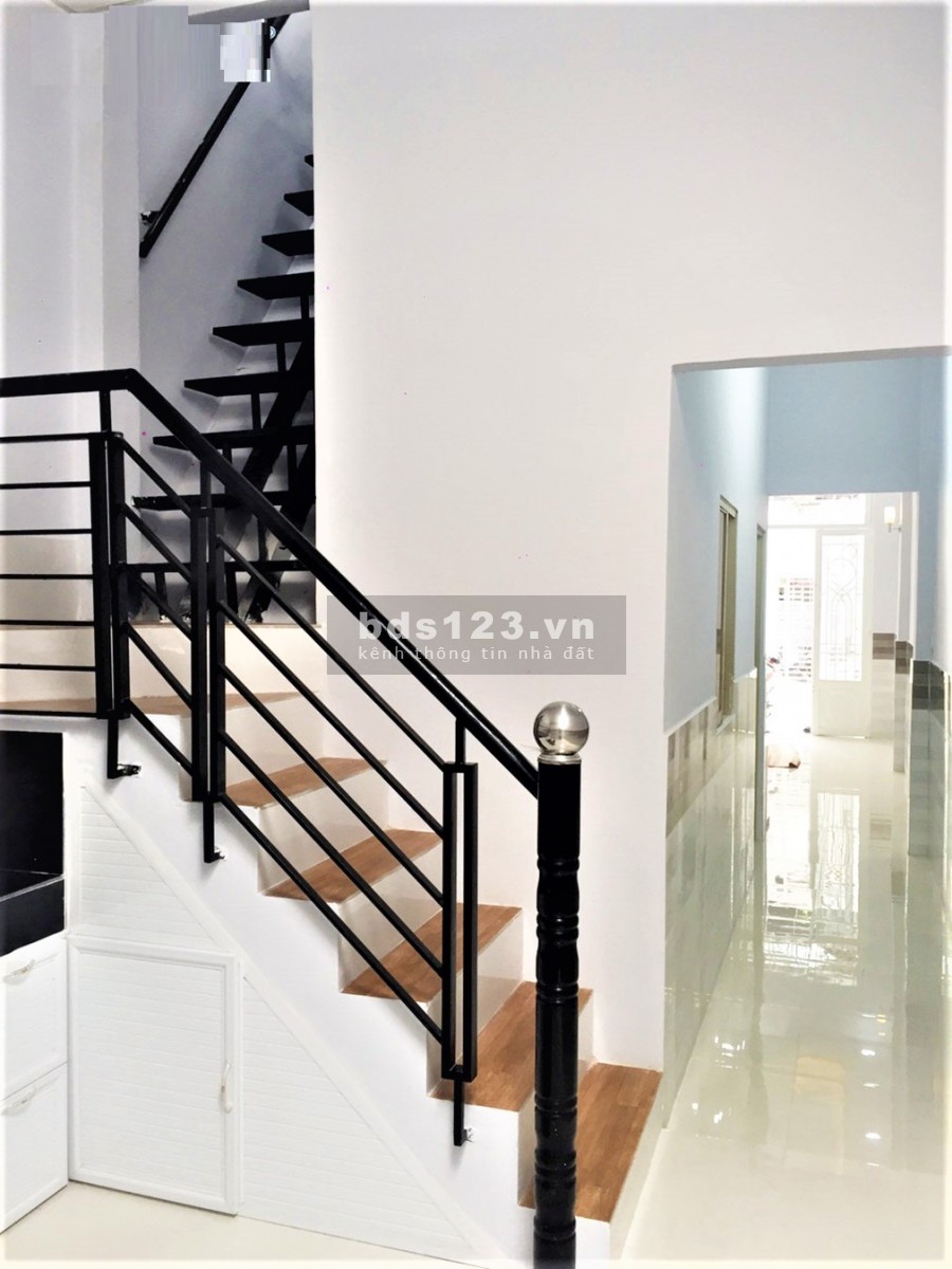 Bán nhà 2tầng 3.2x17 nở hậu, hẻm thông CXPL A, p12 Q6 giá 4.2 tỉ