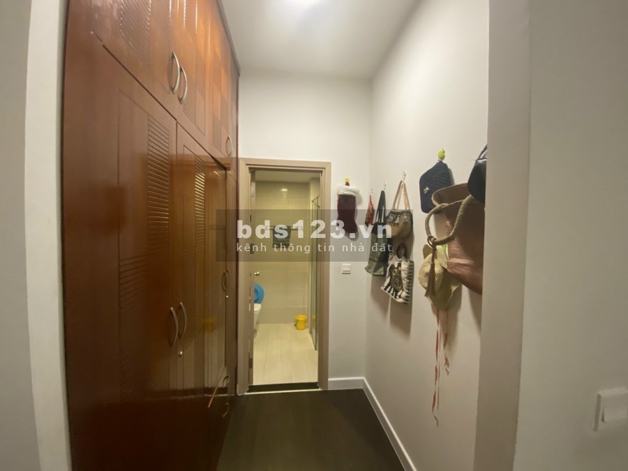 Giá chỉ 3.95 tỷ nhận nhà ngay GOLDEN MANSION Full nội thất, view nam mát mẽ 75M/2PN -0902751568