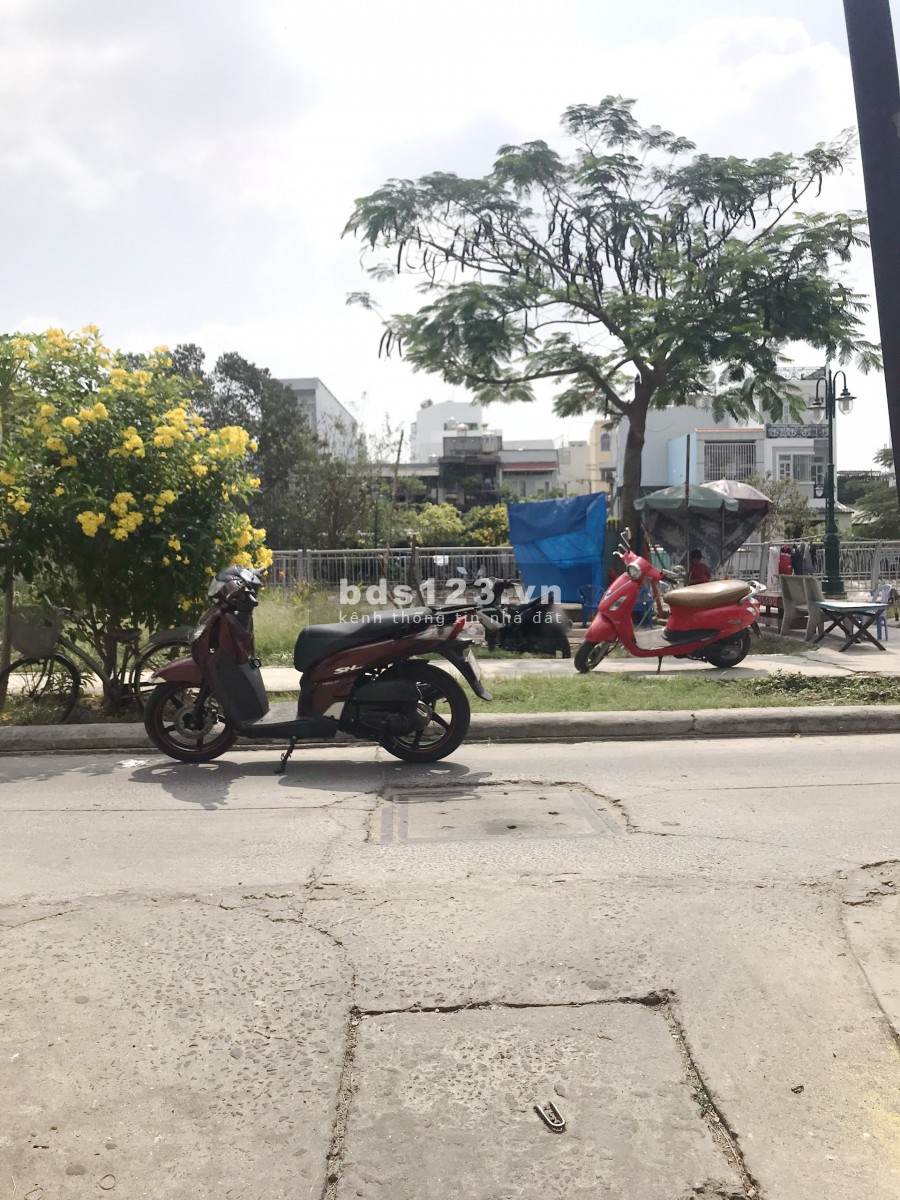 Nhà (3*8m/NH/lầu đúc) hẻm Tùng Thiện Vương P11 Q8