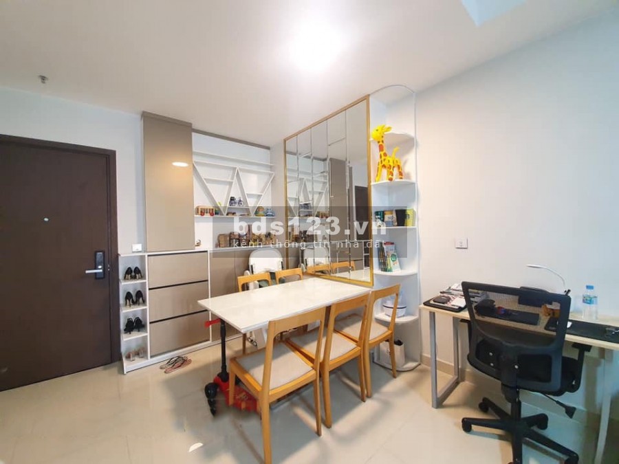 Cho thuê căn hộ 56M/ giá 13tr bao hết phí QL, chỉ duy nhất 1 căn nhà full đẹp BOTANICA PREMIER