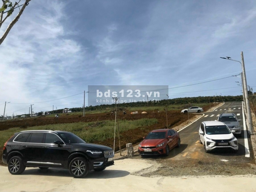 Đất thổ cư Bảo Lộc chỉ từ 700 triệu, sở hữu view đồi suối của Tây Nguyên.