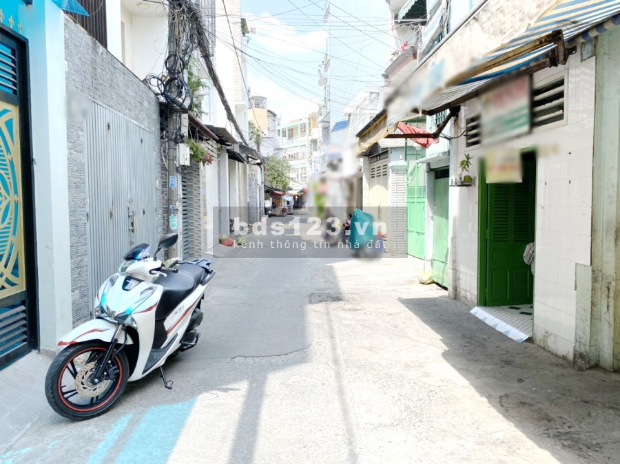 Bán nhà đẹp hẻm ô tô Dương Bá Trạc P1 Q8