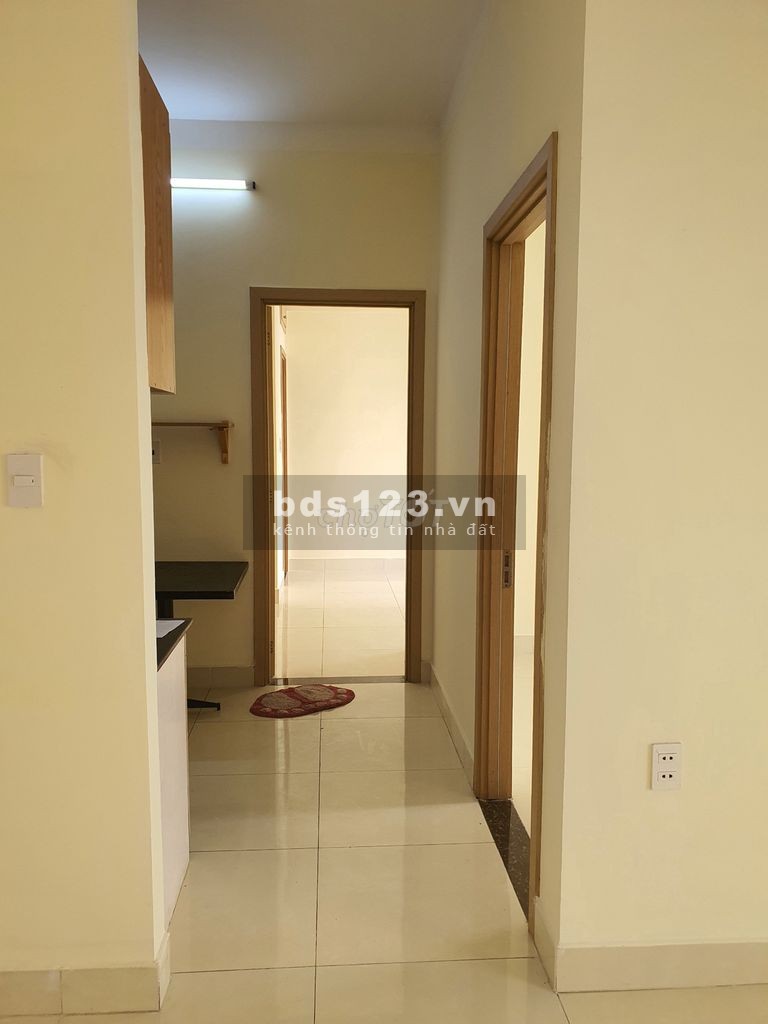 Căn hộ Tecco Town rộng 63m2, đang để trống cần cho thuê giá 5.8 triệu/tháng, 2 PN, tầng cao yên tĩnh