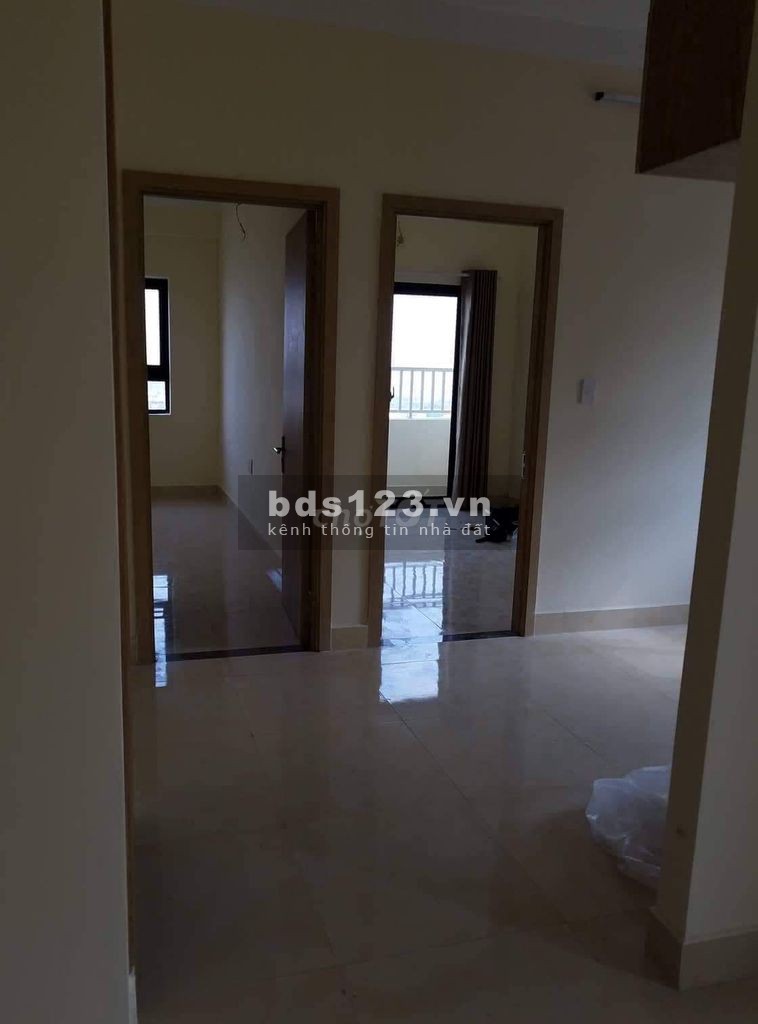 Cho thuê căn hộ tầng cao 2 PN, có sẵn đồ dùng, view thoáng, dtsd 71m2, giá 6 triệu/tháng, cc Tecco Town