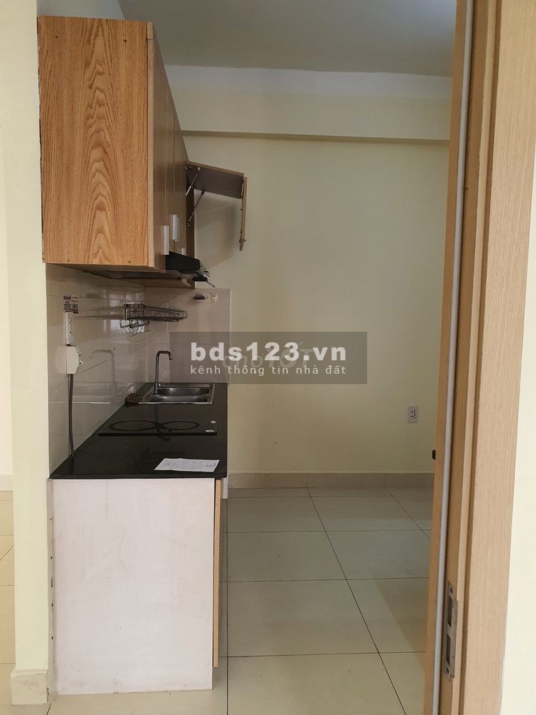 Căn hộ Tecco Town rộng 63m2, đang để trống cần cho thuê giá 5.8 triệu/tháng, 2 PN, tầng cao yên tĩnh