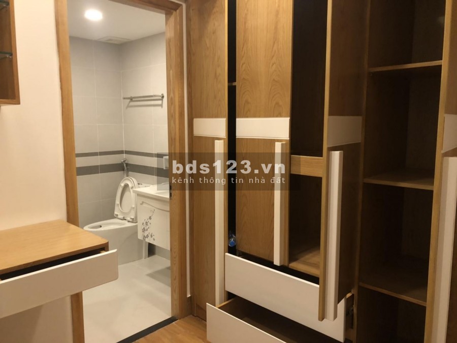 Cho thuê căn hộ Kingston Residence, 2 phòng ngủ full tiện nghi 18Triệu / Tháng (đi xem nhiều căn 1 lần) Tel 0942.811.343 Tony