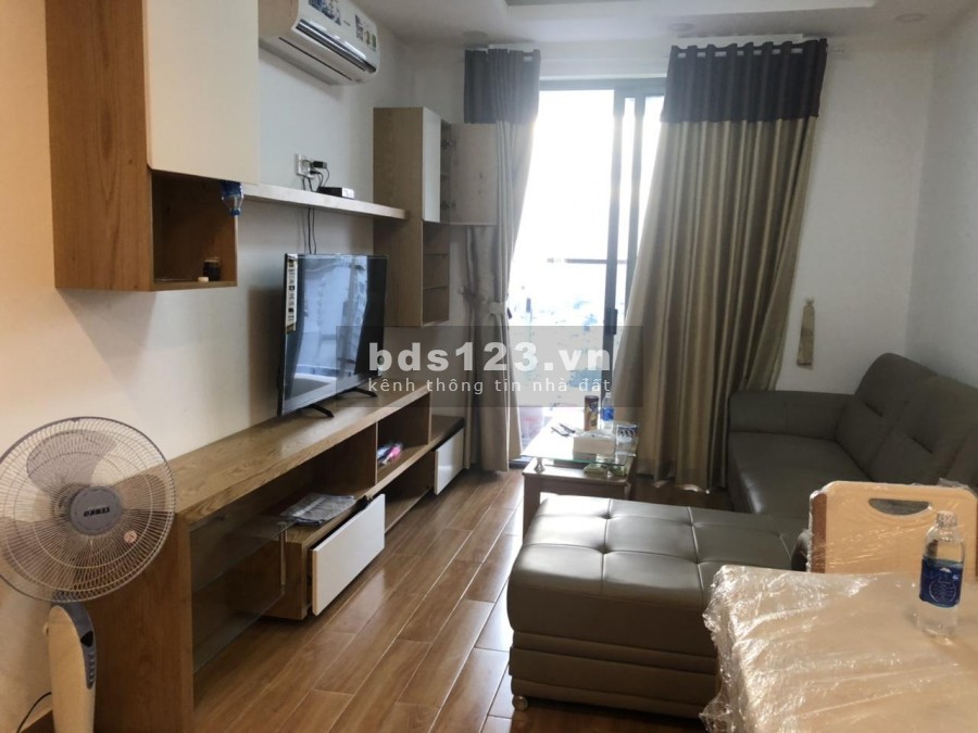 Cho thuê căn hộ Kingston Residence, 2 phòng ngủ full tiện nghi 18Triệu / Tháng (đi xem nhiều căn 1 lần) Tel 0942.811.343 Tony