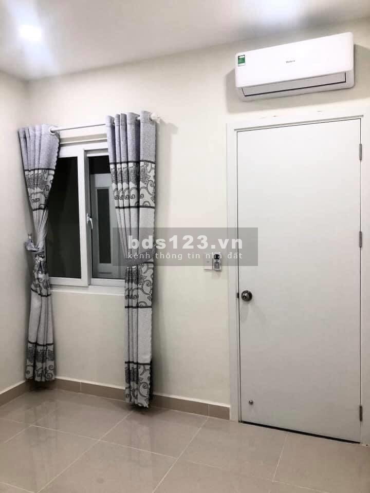 Cho thuê căn hộ 3PN có máy lạnh rèm cửa giá 8tr dọn nhà ở ngay
