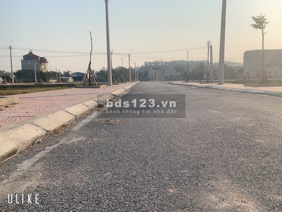 100m2 . Đất thổ cư, cạnh khu dân cư đông đúc tại Nga Văn