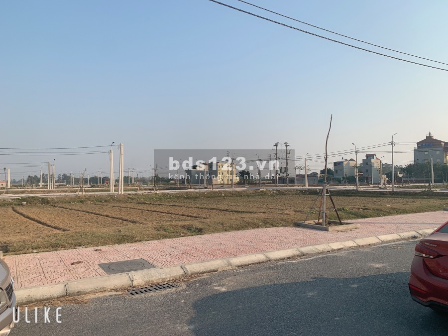 Nga Văn , bán 100m2 đất nền KDC tây nhà máy may winner vina