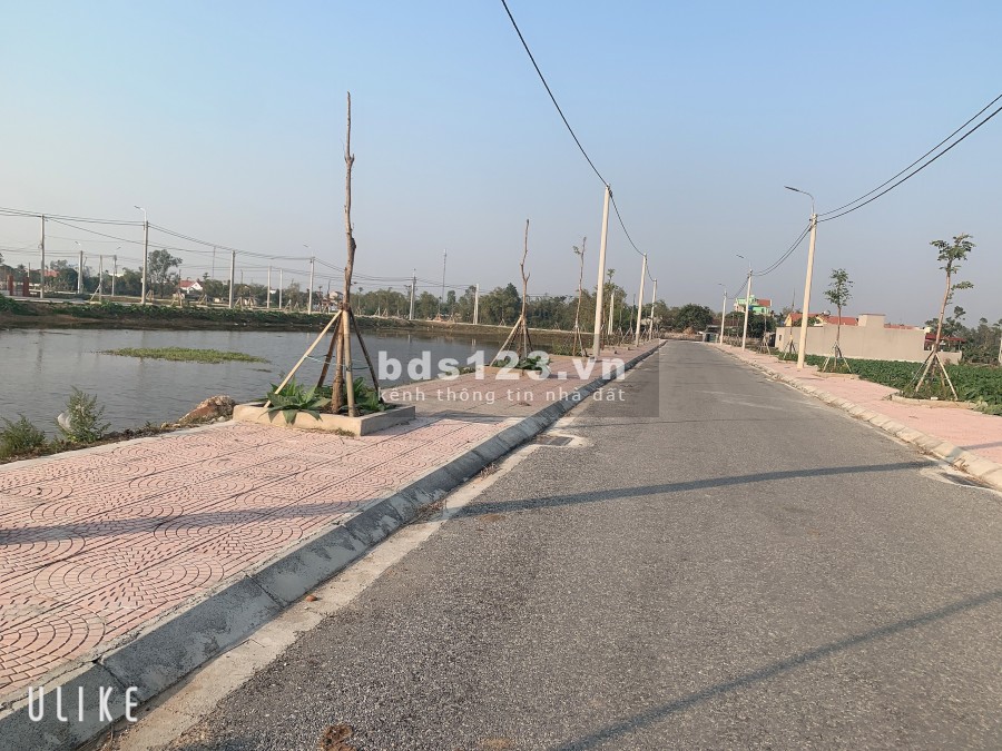 Nga Văn , bán 100m2 đất nền KDC tây nhà máy may winner vina