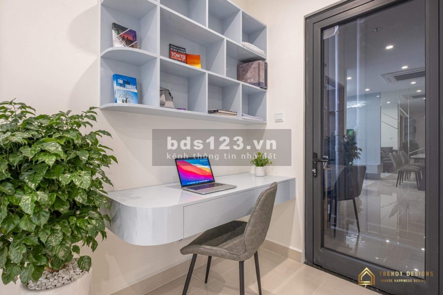 0763888333 cho thuê căn hộ 2PN full đồ sin sò tại vinhomes smart city giá că có thể thương lượng