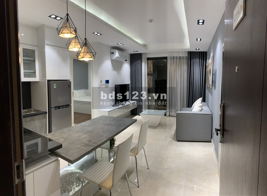 Chính chủ cần cho thuê căn hộ 2PN Vinhomes D'capitale Full nội thất cao cấp giá 13tr5.
