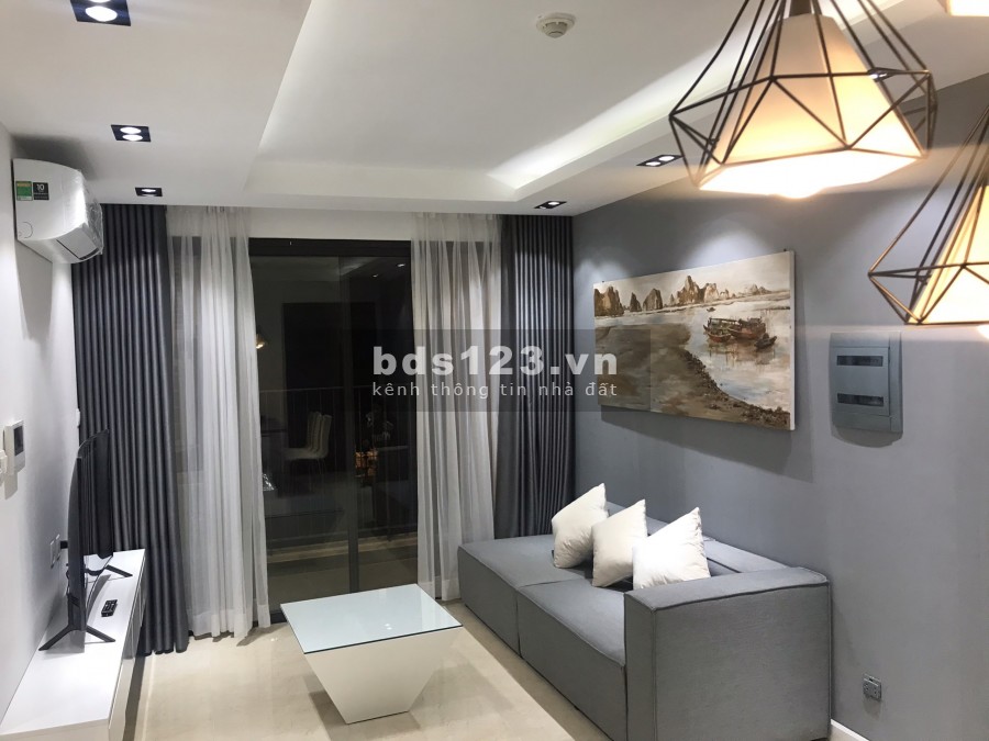 Chính chủ cần cho thuê căn hộ 2PN Vinhomes D'capitale Full nội thất cao cấp giá 13tr5.