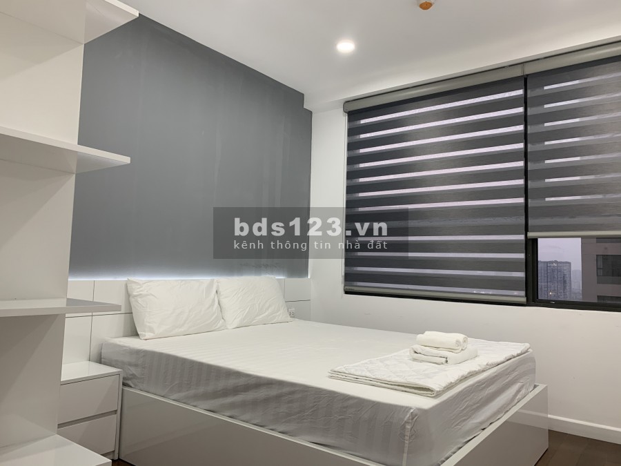 Chính chủ cần cho thuê căn hộ 2PN Vinhomes D'capitale Full nội thất cao cấp giá 13tr5.