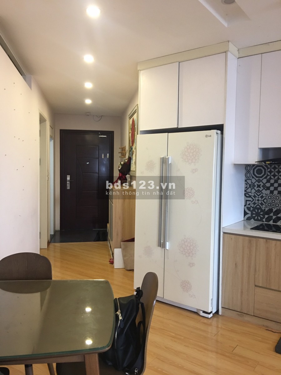 Cho thuê chung cư CT2B khu đô thị Nghĩa Đô 70m2 2PN 2WC Full đồ nội thất vào ở luôn.L/H:0963146006