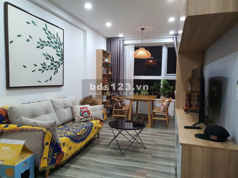 Cho thuê CH Saigon Gateway 2pn + full nội thất 10-12tr/th. ntcb 8,5tr/th.