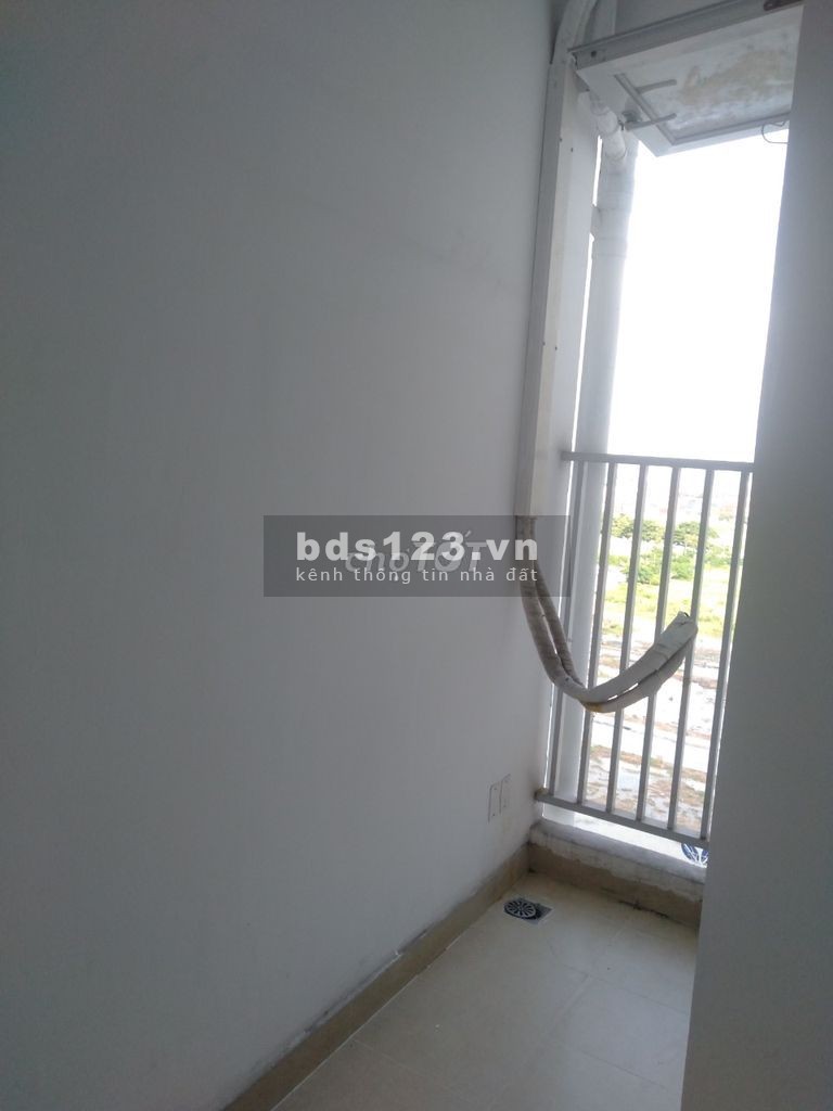Nữ ở GHÉP CHUNG CƯ CITIHOME 2PN-2WC FULL NỘI THẤT