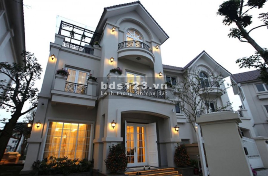 Biệt thự vườn 13,5x19=250m2 3 tầng view sông gần Bình Triệu. Giá 13,8 tỷ