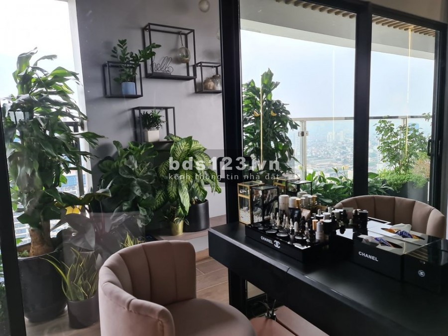Bán gấp căn Penhouse 260m2, ban công ĐN, Imperia Garden, LH: 0967839010