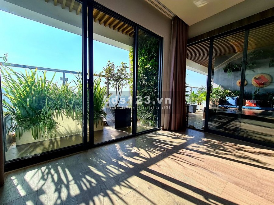 Bán gấp căn Penhouse 260m2, ban công ĐN, Imperia Garden, LH: 0967839010