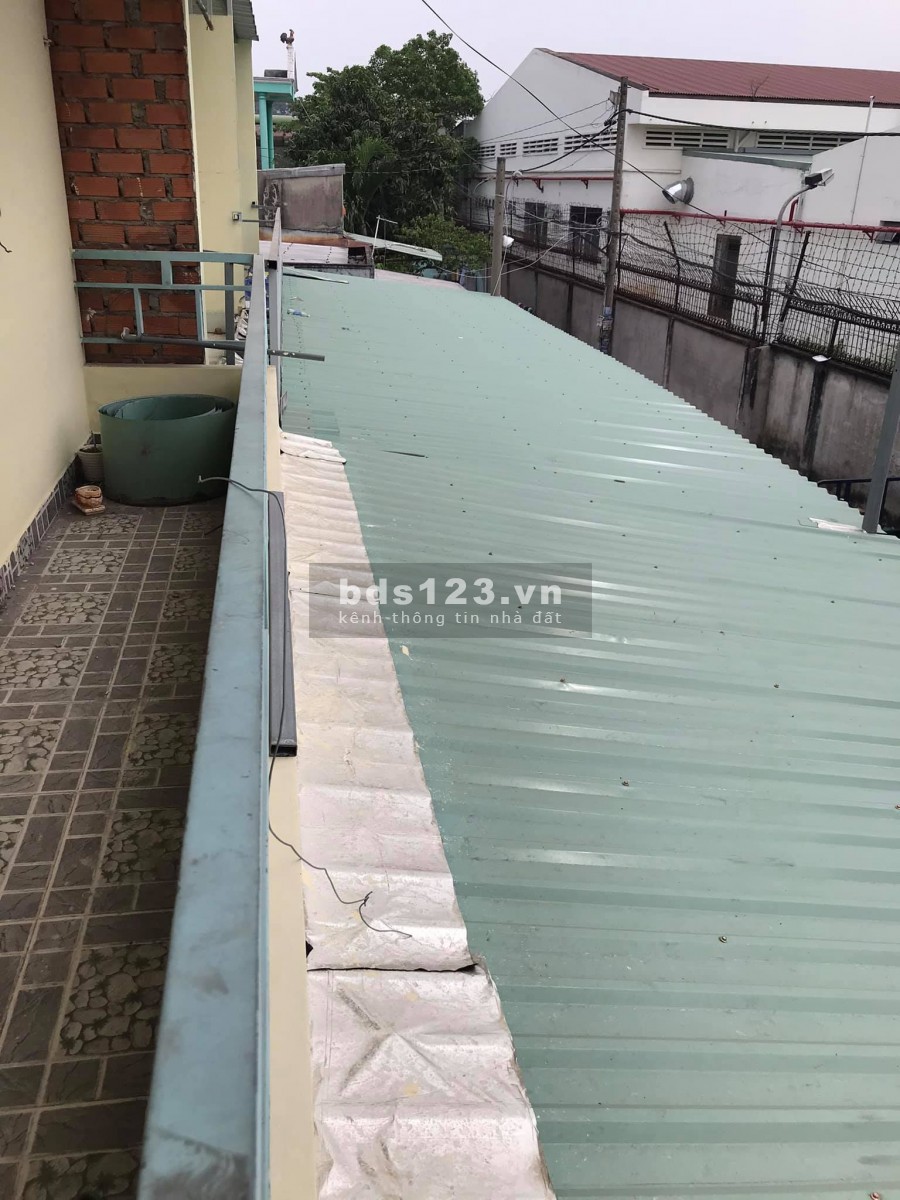 BÁN NHÀ TRỌ 2 MẶT TIỀN 190M HẺM XE HƠI GẦN CHỢ ĐẦU MỐI THỦ ĐỨC