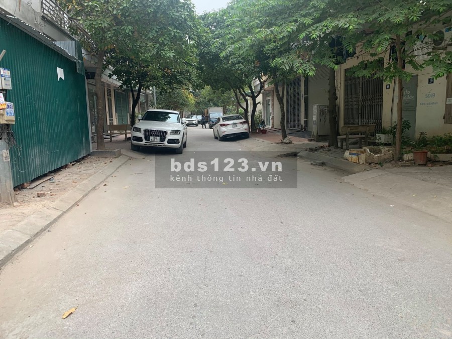 Bán Lô Đất Vàng Dịch Vụ Tại Mỗ Lao,Hà Đông,50.1m2,Đường Rộng, Oto Ra Vào, Chỉ 5.5 Tỷ