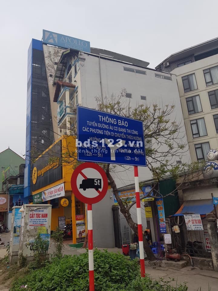 Tứ Liên Nhà Đẹp Thoáng Trước Sau Ngõ Thông oto đỗ cửa gần Hồ Tây
