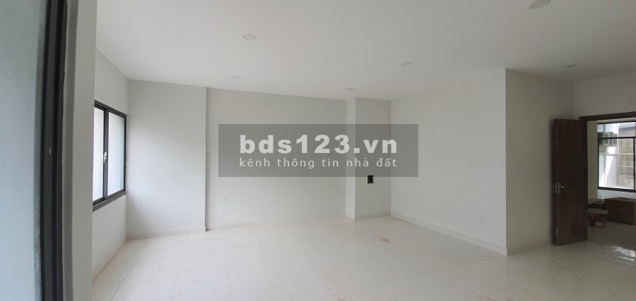 CHO THUÊ VĂN PHÒNG KHU DÂN CƯ NƯỚC NGOÀI HIỆN ĐẠI CỰC ĐẸP $18/M2 BAO PHÍ QUẢN LÝ ĐẬU XE