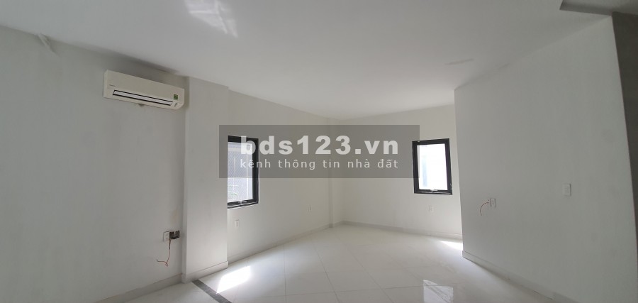 CHO THUÊ VĂN PHÒNG KHU DÂN CƯ NƯỚC NGOÀI HIỆN ĐẠI CỰC ĐẸP $18/M2 BAO PHÍ QUẢN LÝ ĐẬU XE